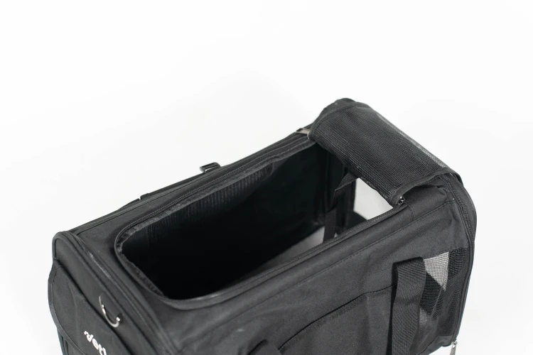 Transporter na kółkach dla psa i kota VETVERTA czarny | Rozszerzana torba transportowa 40 × 48 × 32 cm.jpg